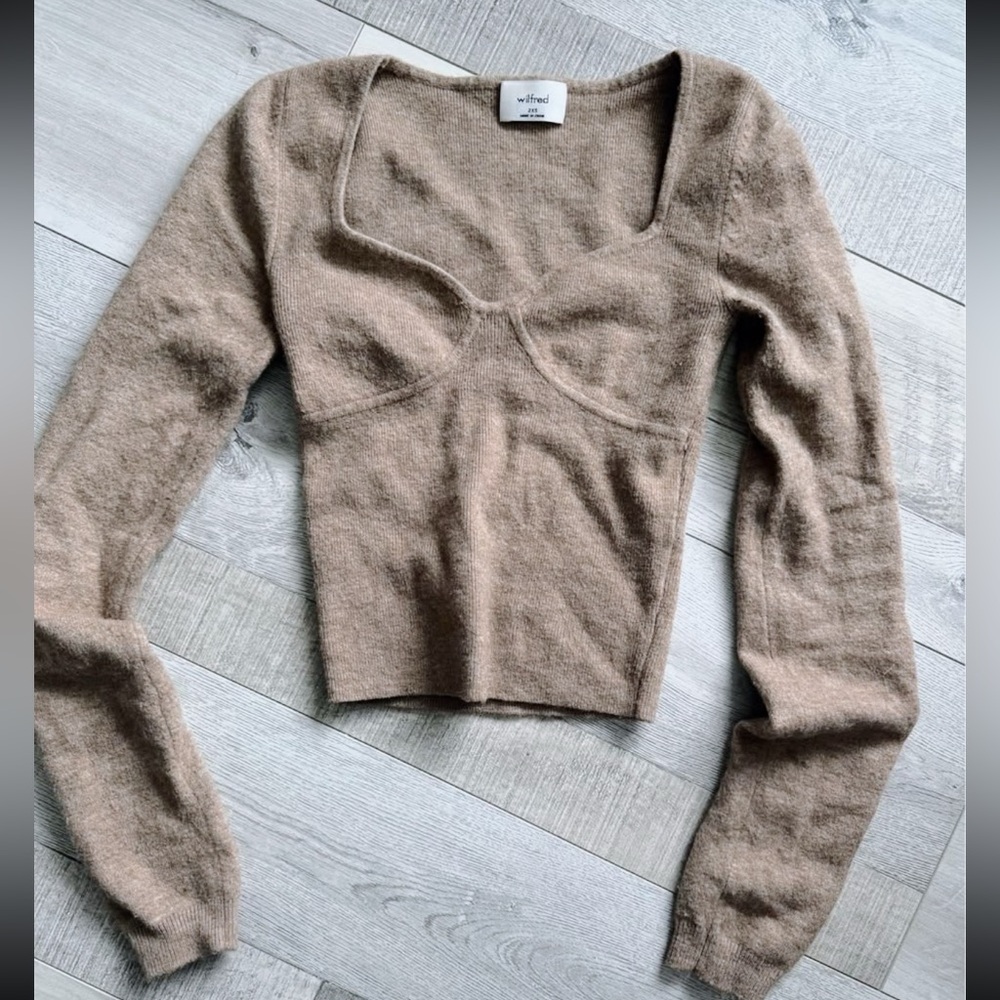 Wilfred Brown Sweater - Picture 2 of 3